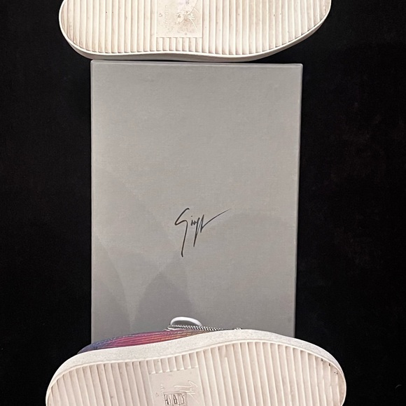 Giuseppe Zanotti - multi- color tennis shoes,,,,,, size 41,, worn one time . - Picture 7 of 7